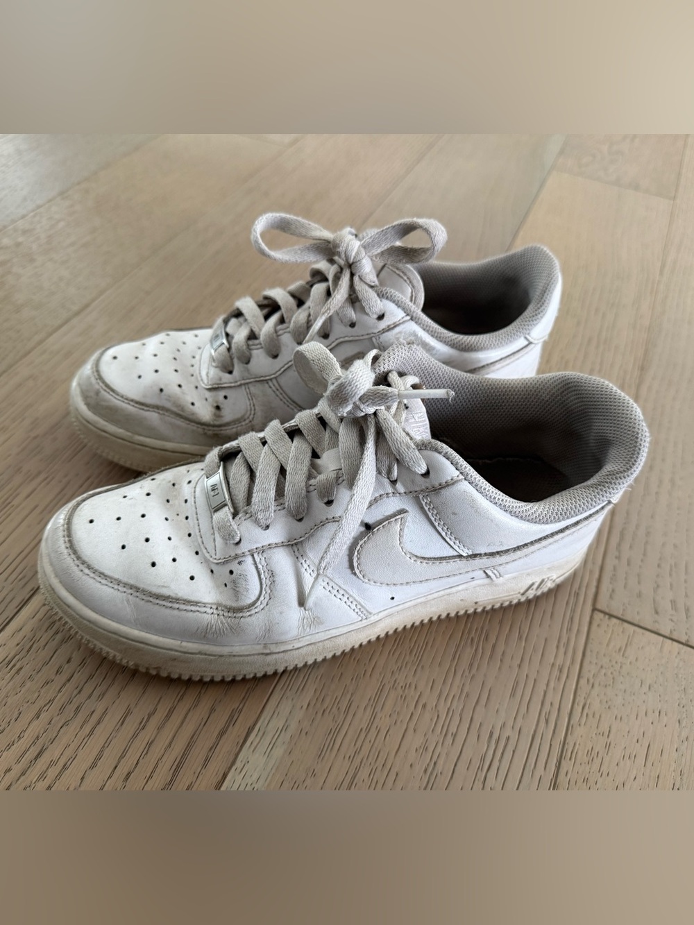 Nike Air Force 1 sneakers
